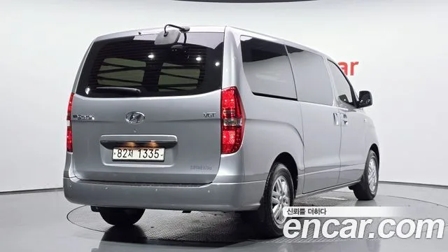 2021 Hyundai Starex, foto 2