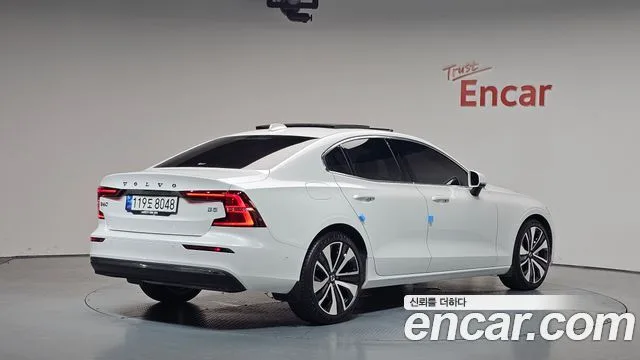 2023 Volvo S60
