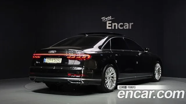 2021 Audi A8, foto 2