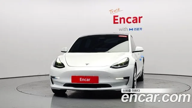 2022 Tesla Model 3, foto 2