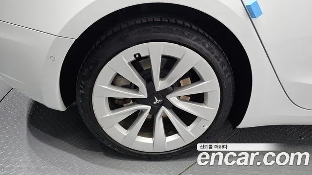 2022 Tesla Model 3, foto 4