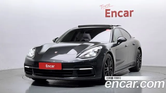 2018 Porsche Panamera