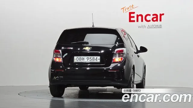 2018 Chevrolet Aveo, foto 3