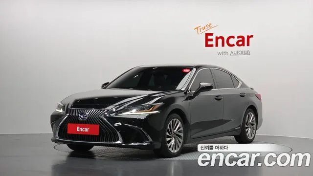 2019 Lexus ES