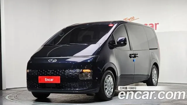 2023 Hyundai Staria