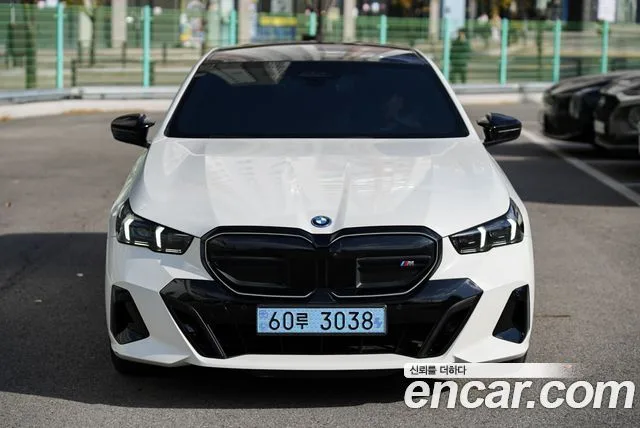 2025 BMW i5