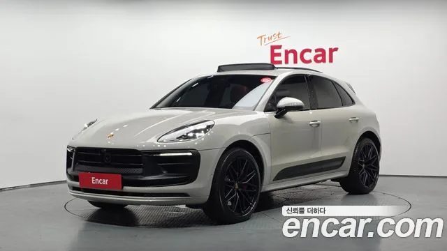 2023 Porsche Macan