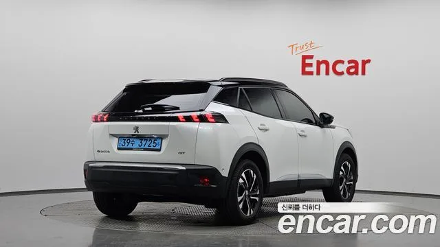 2023 Peugeot 2008