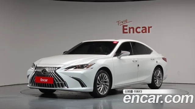 2026 Lexus ES