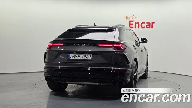 2022 Lamborghini Urus, foto 4