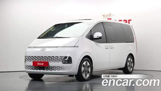 2022 Hyundai Staria