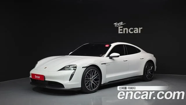 2023 Porsche Taycan