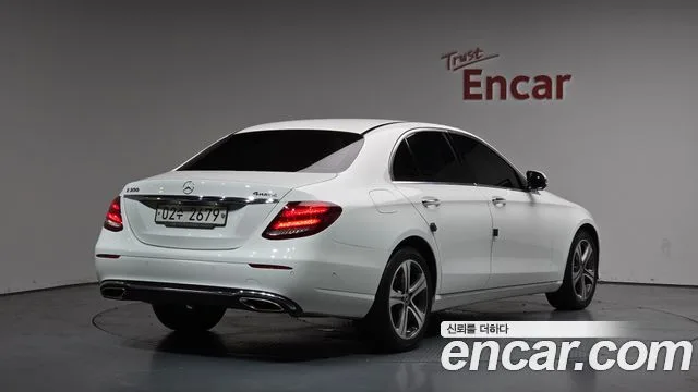 2017 Mercedes-Benz E-Class