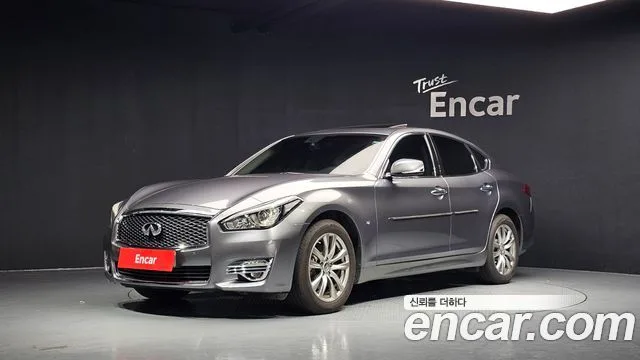 2016 Infiniti Q70