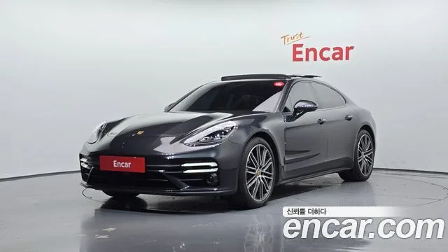 2021 Porsche Panamera