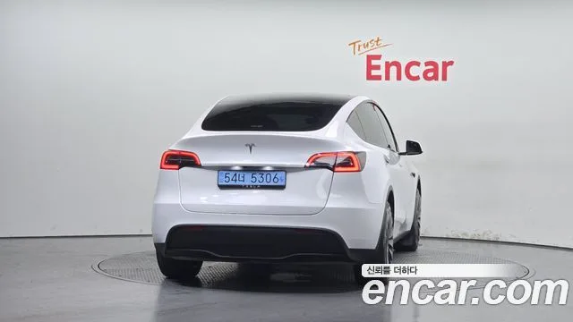 2024 Tesla Model Y, foto 4