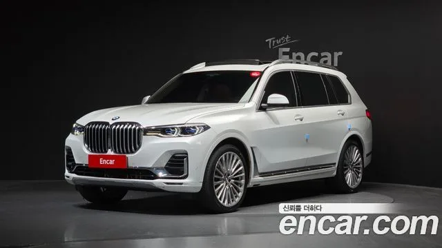 2021 BMW X7