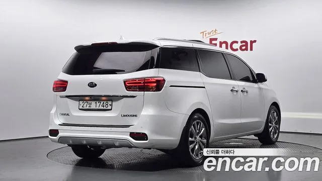 2019 Kia Carnival