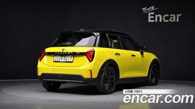 2025 Mini Cooper, foto 2