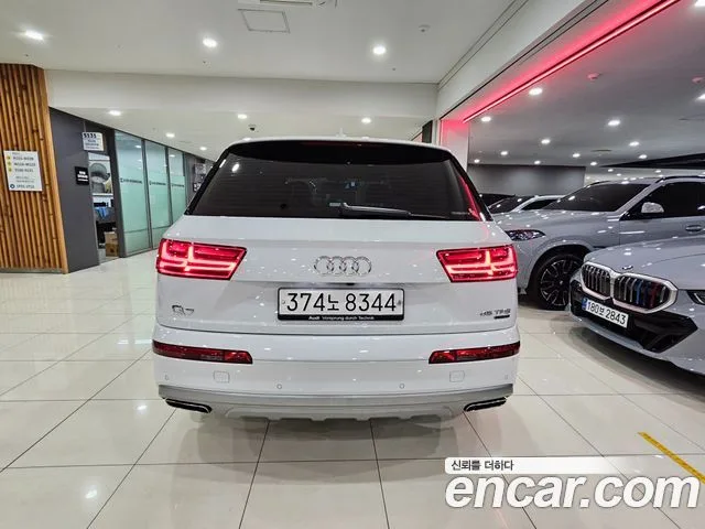 2019 Audi Q7, foto 4