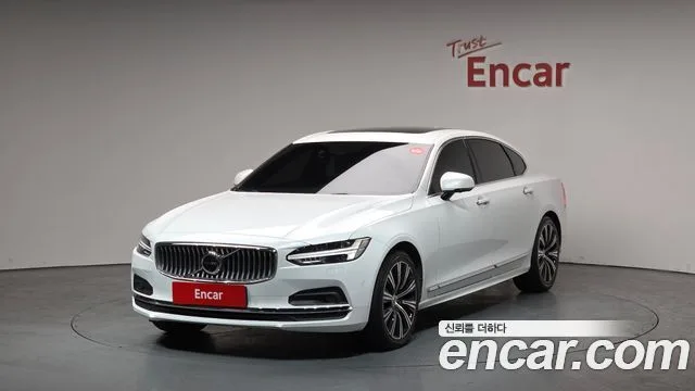 2021 Volvo S90