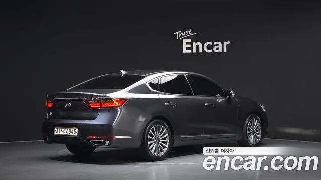 2017 Kia K7, foto 2