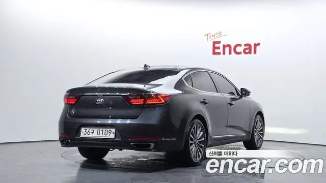 2017 Kia K7, foto 2