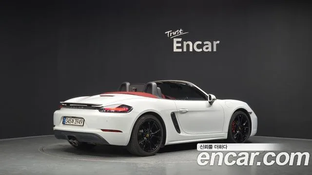 2017 Porsche 718
