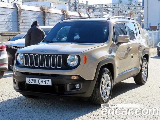 2016 Jeep Renegade, foto 2