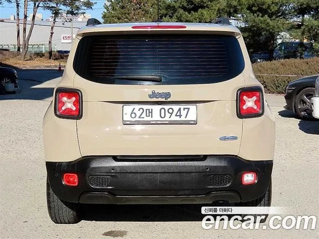 2016 Jeep Renegade, foto 4