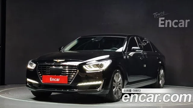 2016 Genesis EQ900