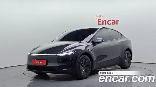 2025 Tesla Model Y