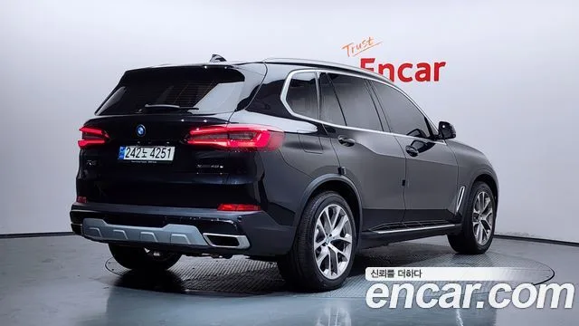2021 BMW X5, foto 2
