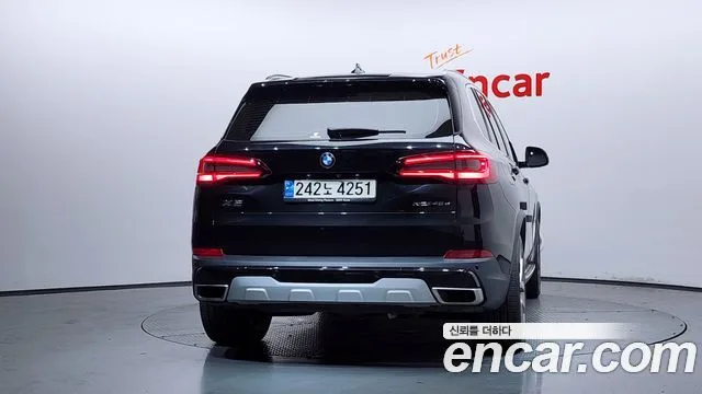 2021 BMW X5, foto 4