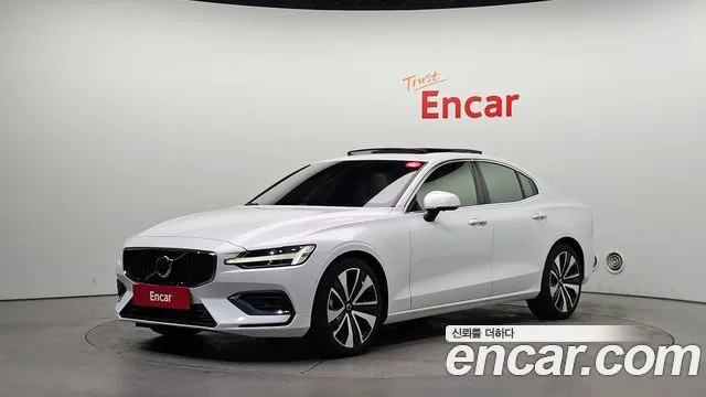 2024 Volvo S60