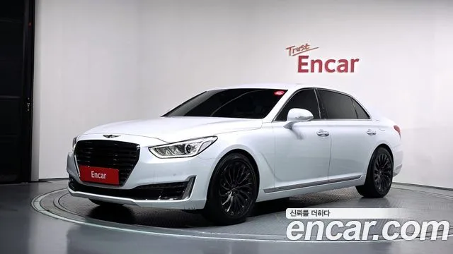 2016 Genesis EQ900