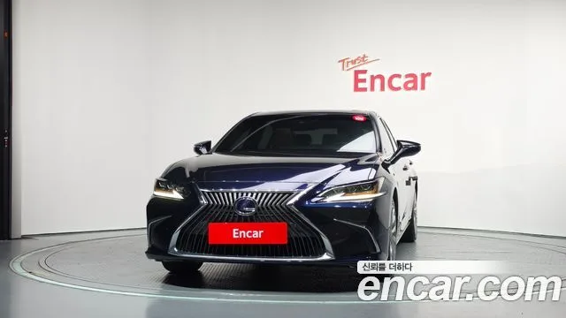 2021 Lexus ES, foto 3