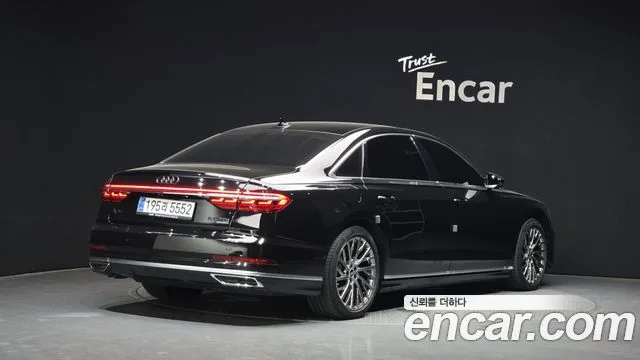2021 Audi A8, foto 2