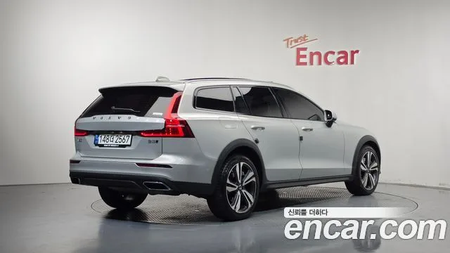 2021 Volvo V60