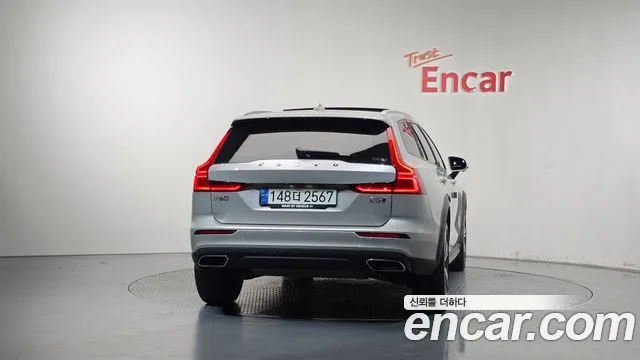 2021 Volvo V60, foto 3