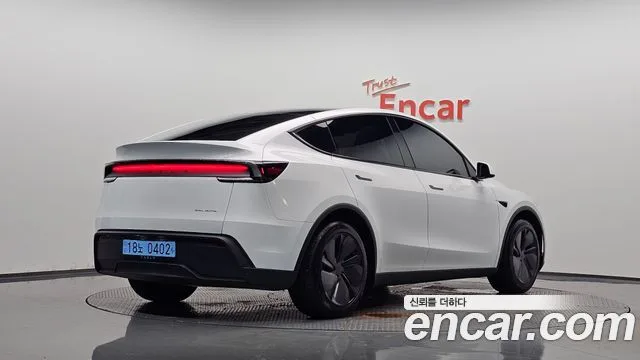 2026 Tesla Model Y