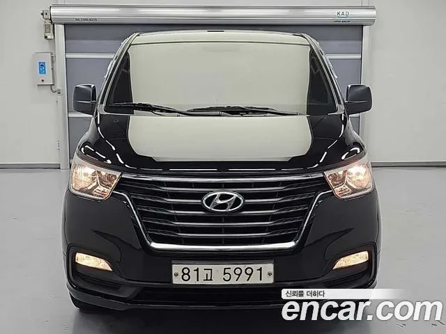 2021 Hyundai Starex, foto 2