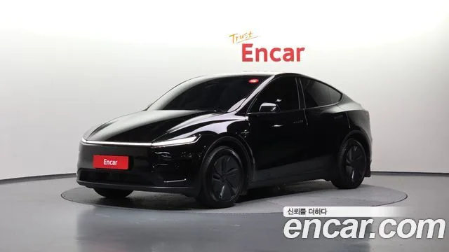 2025 Tesla Model Y