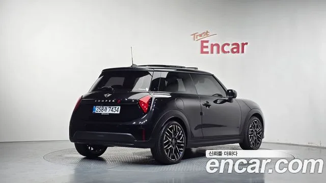 2025 Mini Cooper, foto 2