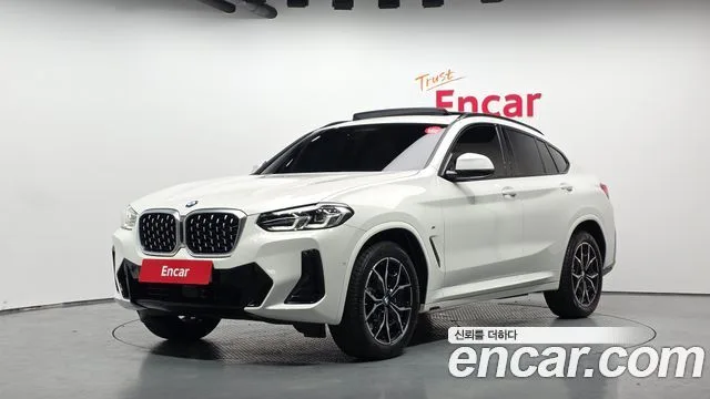 2022 BMW X4