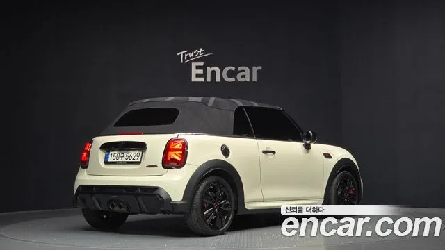 2022 Mini Cooper Convertible, foto 2