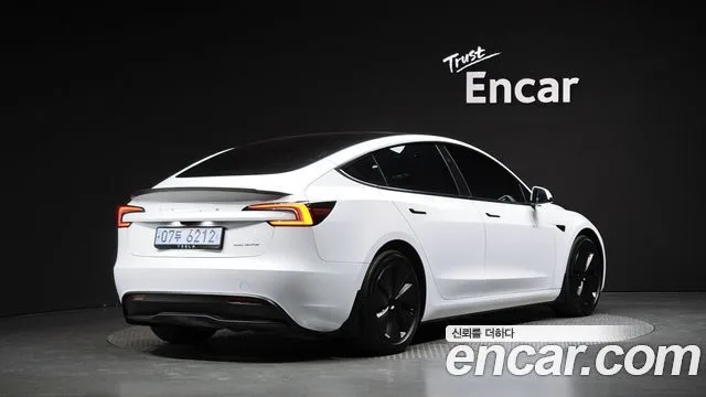 2024 Tesla Model 3