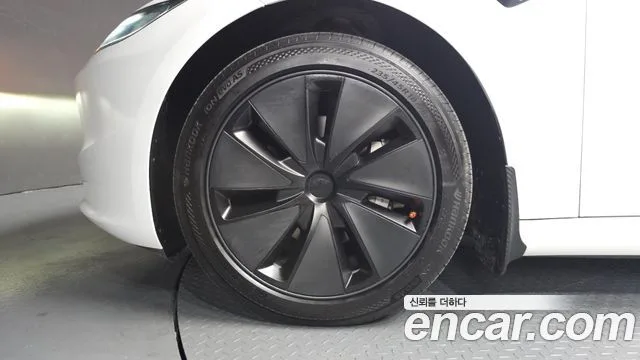 2024 Tesla Model 3, foto 4