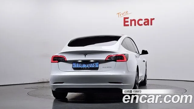2021 Tesla Model 3, foto 3