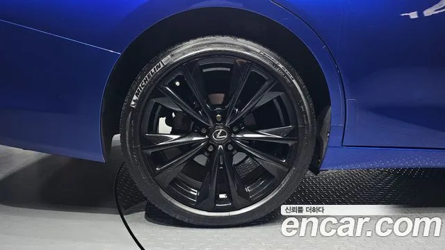 2023 Lexus ES, foto 4